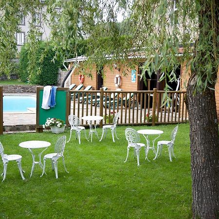 Logis Hotel Le Petit Breuil La Courtine Eksteriør billede